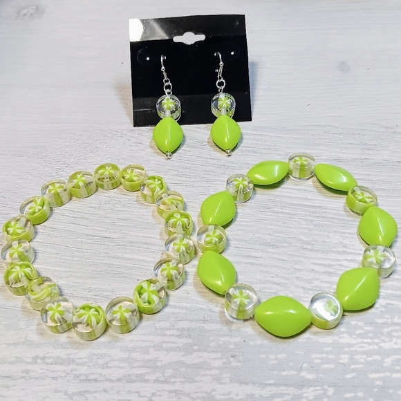 HANDMADE Neon / Lime Green Stackable Stretch Bracelets & Earrings Jewelry Set - Picture 2 of 7